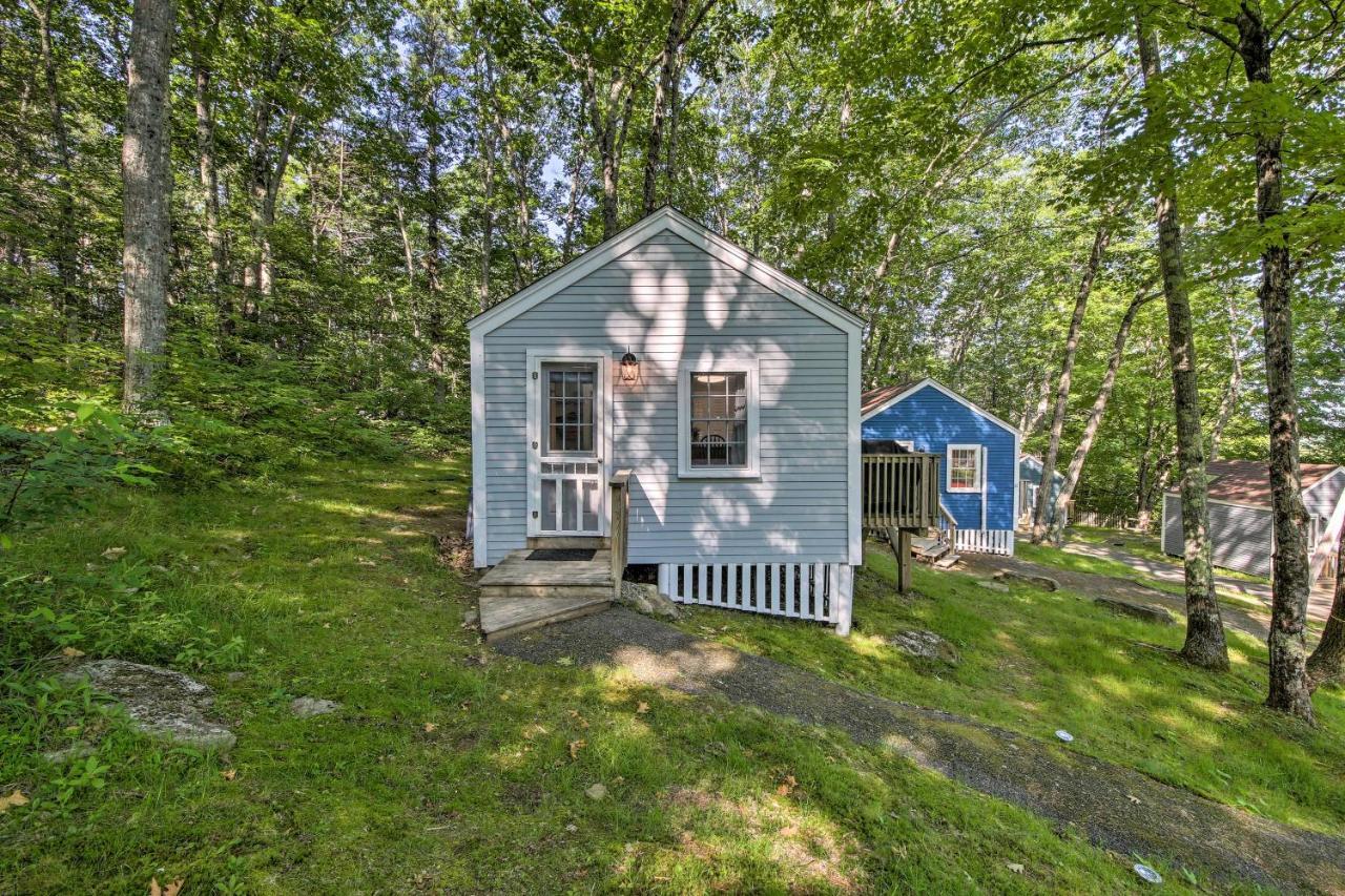 Lush Edgecomb Studio Cottage With Fire Table! 외부 사진